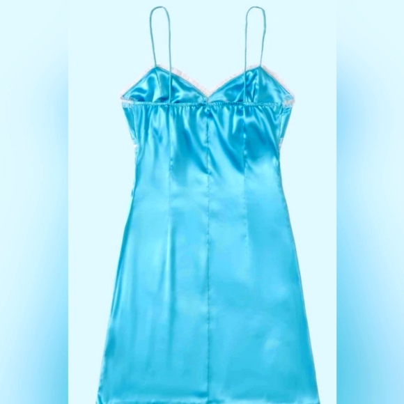 13 xl dresses/1 skirt - Picture 2 of 14